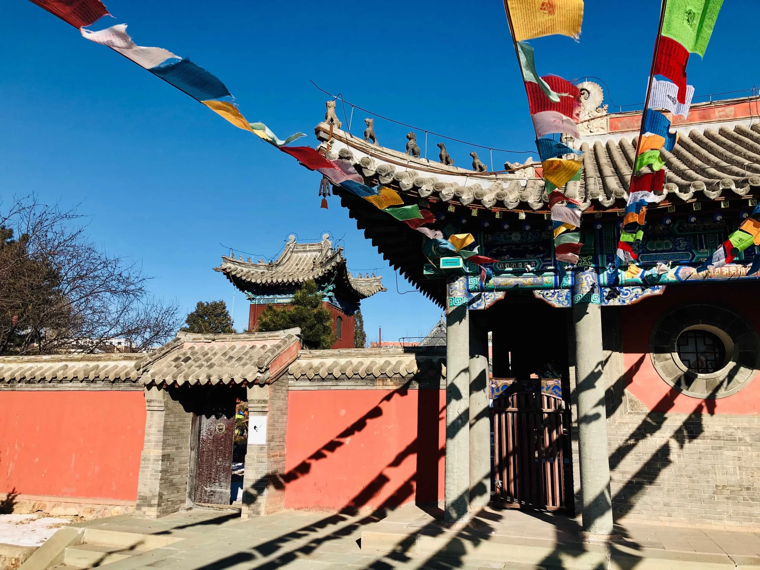 大召寺是中国内蒙古呼和浩特玉泉区南部的一座大藏传佛教寺院|内蒙古|大召寺|蒙古_新浪新闻